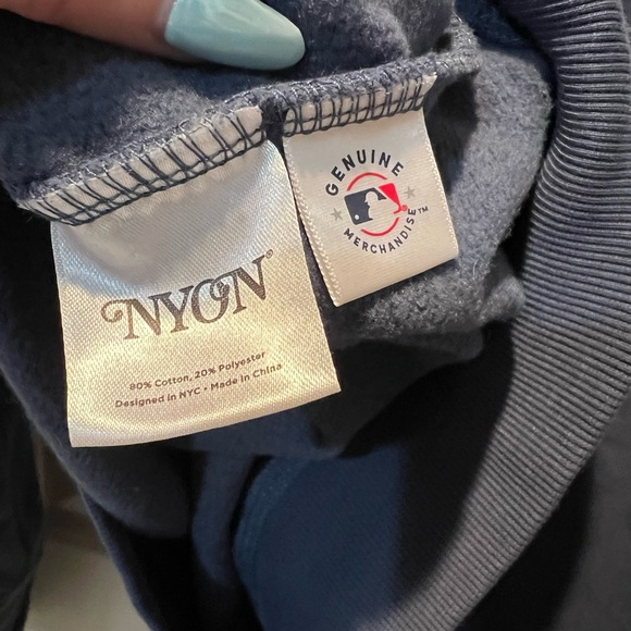 New York Yankees New York or Nowhere Crewneck - XL - Picture 8 of 9